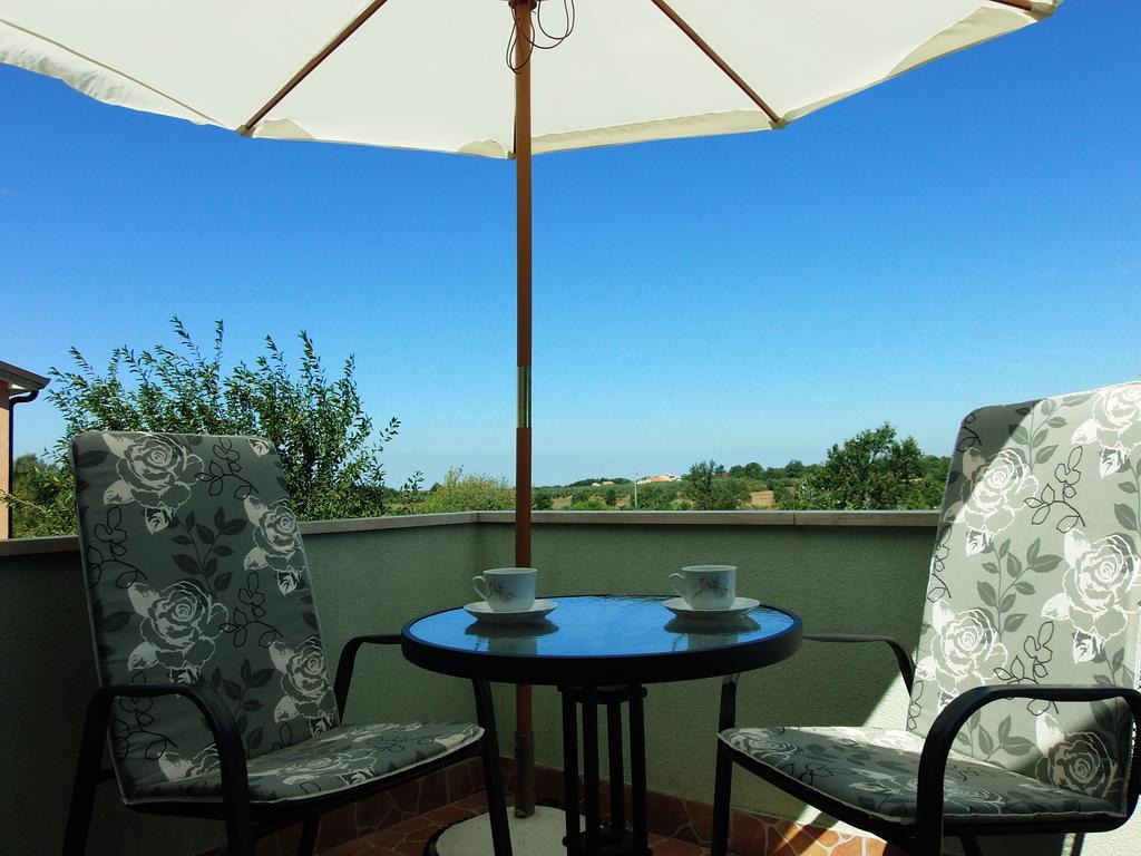 Apartment Cajt Umag Exteriör bild